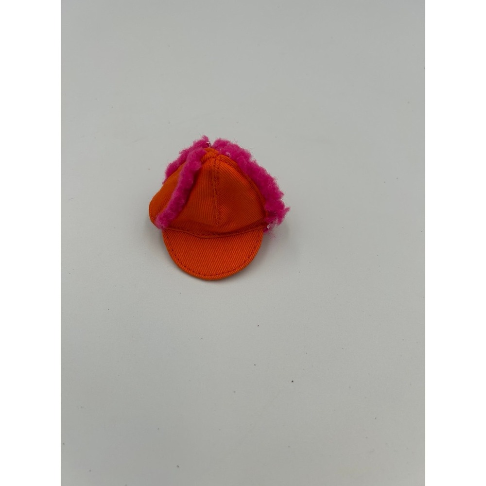 Bratz Campfire Cloe hat